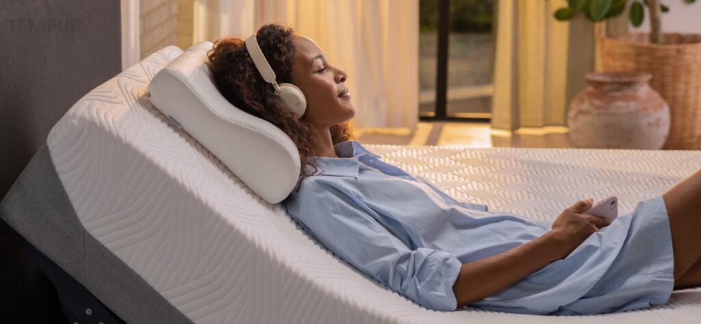 Poduszka TEMPUR Original™ zapewnia ergonomiczne podparcie pozwalające zachować właściwą pozycję podczas snu.